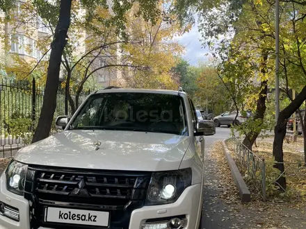 Mitsubishi Pajero 2019 года за 17 500 000 тг. в Алматы – фото 2