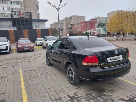 Volkswagen Polo 2015 года за 5 100 000 тг. в Актобе – фото 3