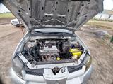 Mitsubishi Outlander 2002 годаүшін2 950 000 тг. в Петропавловск – фото 4
