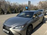 Lexus ES 250 2023 годаfor25 500 000 тг. в Алматы – фото 2