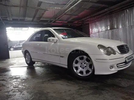 Mercedes-Benz C 230 2005 года за 4 900 000 тг. в Алматы – фото 8