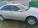 Toyota Camry 2005 годаүшін4 200 000 тг. в Усть-Каменогорск – фото 2