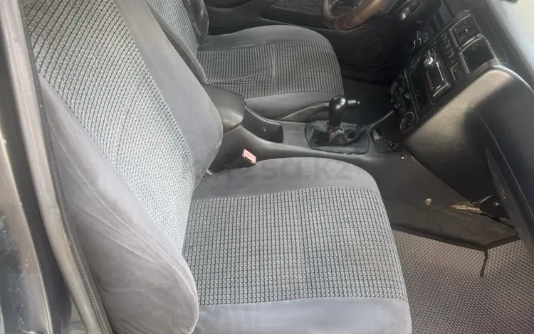 Toyota Carina E 1995 года за 1 200 000 тг. в Алматы