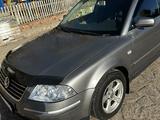 Volkswagen Passat 2003 годаfor2 700 000 тг. в Астана