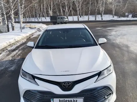 Toyota Camry 2017 года за 12 000 000 тг. в Усть-Каменогорск – фото 4