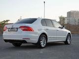 Skoda Superb 2013 года за 6 000 000 тг. в Шымкент – фото 3