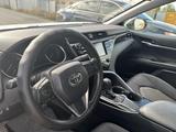 Toyota Camry 2019 года за 11 500 000 тг. в Кульсары – фото 3