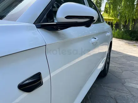 BYD Qin L DM-i Leading 2025 года за 9 290 000 тг. в Алматы – фото 3