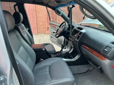 Toyota Land Cruiser Prado 2009 года за 9 900 000 тг. в Петропавловск – фото 13