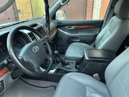 Toyota Land Cruiser Prado 2009 года за 9 900 000 тг. в Петропавловск – фото 15