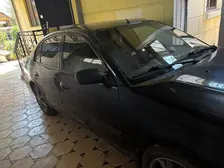 Toyota Avensis, 1999