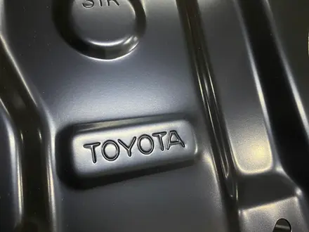 Дверь задний Toyota RAV4 за 290 000 тг. в Москва – фото 3