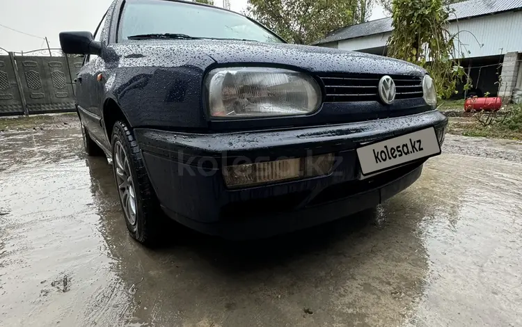 Volkswagen Golf 1993 годаүшін1 150 000 тг. в Шымкент