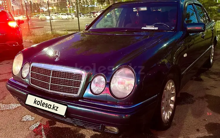 Mercedes-Benz E 280 1998 года за 3 000 000 тг. в Астана