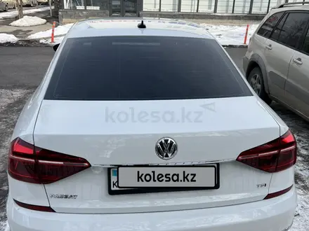 Volkswagen Passat 2017 годаүшін7 500 000 тг. в Алматы – фото 4