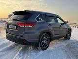 Toyota Highlander 2018 года за 18 100 000 тг. в Алматы – фото 3