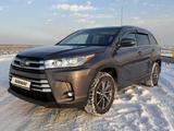 Toyota Highlander 2018 года за 18 100 000 тг. в Алматы