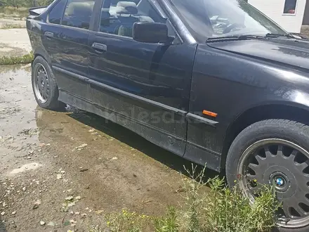 BMW 328 1996 года за 700 000 тг. в Талдыкорган – фото 4