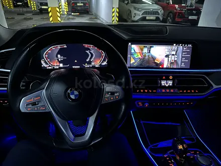 BMW X7 2020 года за 43 000 000 тг. в Алматы – фото 2