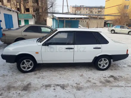 ВАЗ (Lada) 21099 2001 года за 850 000 тг. в Жанатас – фото 2