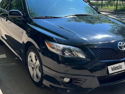 Toyota Camry 2009 года за 5 500 000 тг. в Актобе – фото 2