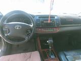 Toyota Camry 2003 годаүшін5 300 000 тг. в Актобе – фото 5