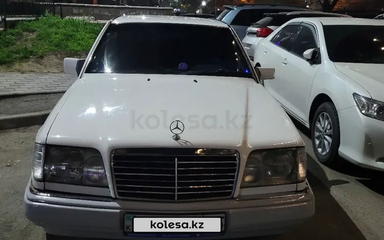 Mercedes-Benz E 220 1993 годаүшін2 000 000 тг. в Алматы