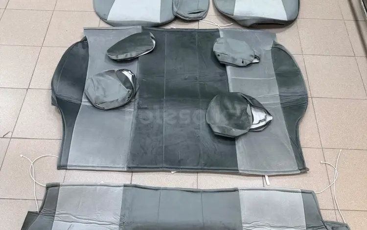 Чехлы салона Toyota Hilux 2005-15 Vigo новые велюр ОАЭ Чехол Хайлюкс за 59 000 тг. в Астана