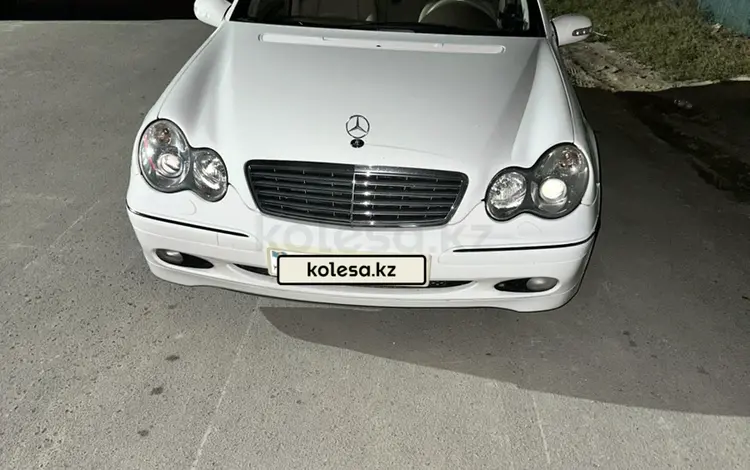 Mercedes-Benz C 240 2001 года за 4 500 000 тг. в Актау