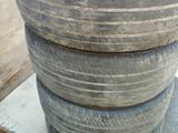 Шины с дисками 225/55/R16 на Мерседес Е211 за 215 000 тг. в Алматы – фото 3