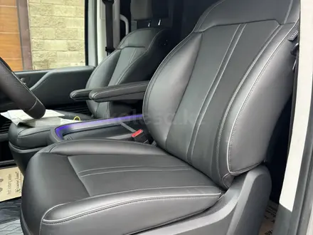 Hyundai Staria 2023 года за 23 700 000 тг. в Алматы – фото 22
