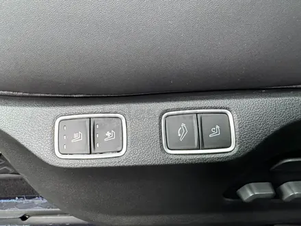 Hyundai Staria 2023 года за 23 700 000 тг. в Алматы – фото 31