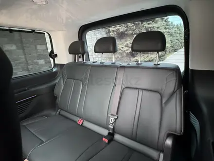Hyundai Staria 2023 года за 23 700 000 тг. в Алматы – фото 37