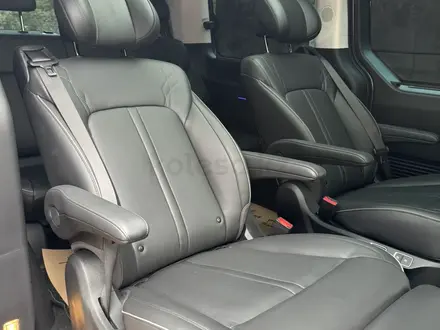 Hyundai Staria 2023 года за 23 700 000 тг. в Алматы – фото 44
