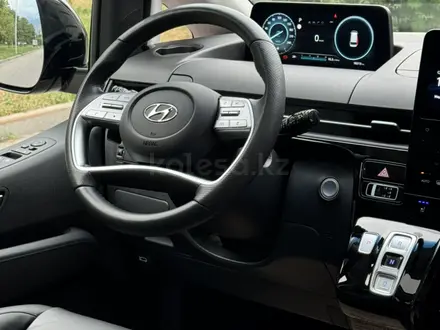 Hyundai Staria 2023 года за 23 700 000 тг. в Алматы – фото 47