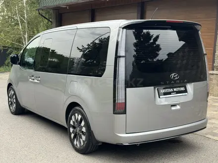 Hyundai Staria 2023 года за 23 700 000 тг. в Алматы – фото 64