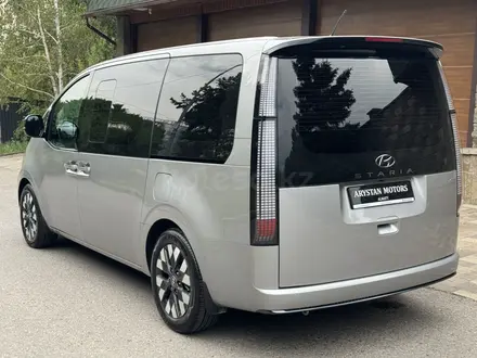 Hyundai Staria 2023 года за 23 700 000 тг. в Алматы – фото 66