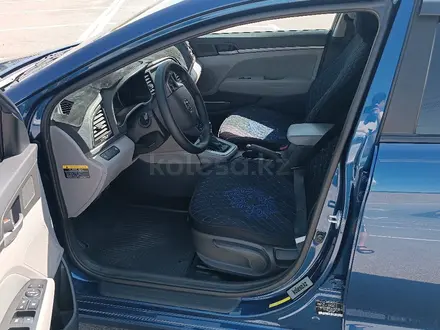 Hyundai Elantra 2016 года за 6 600 000 тг. в Шымкент – фото 12