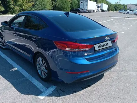 Hyundai Elantra 2016 года за 6 600 000 тг. в Шымкент – фото 6