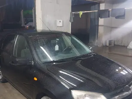 ВАЗ (Lada) Granta 2190 2013 года за 1 500 000 тг. в Шымкент – фото 2