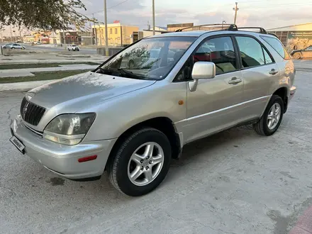 Lexus RX 300 1999 года за 3 200 000 тг. в Актау – фото 3