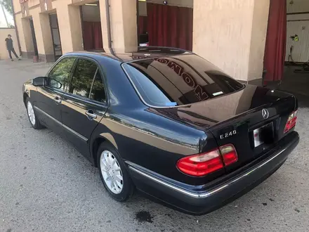 Mercedes-Benz E 240 2000 года за 3 500 000 тг. в Актау – фото 10