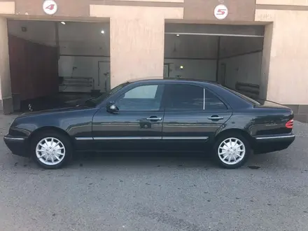 Mercedes-Benz E 240 2000 года за 3 500 000 тг. в Актау – фото 14