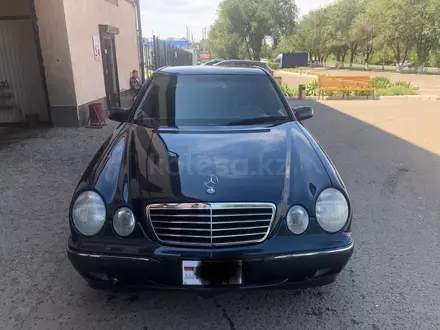 Mercedes-Benz E 240 2000 года за 3 500 000 тг. в Актау – фото 7