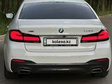 BMW 530 2022 года за 26 500 000 тг. в Алматы – фото 4