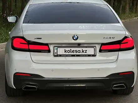 BMW 530 2022 года за 26 500 000 тг. в Алматы – фото 4