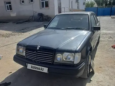 Mercedes-Benz E 230 1992 года за 850 000 тг. в Кызылорда – фото 2