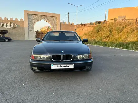 BMW 523 1997 года за 2 800 000 тг. в Алматы – фото 18