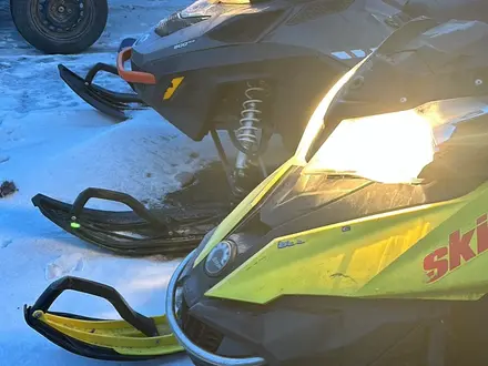 BRP  Ski-Doo Summit 800 2014 года за 3 500 000 тг. в Семей – фото 2