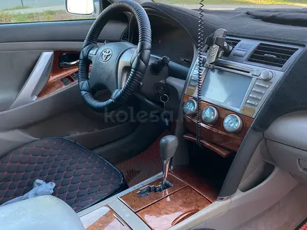 Toyota Camry 2006 года за 5 600 000 тг. в Актобе – фото 9